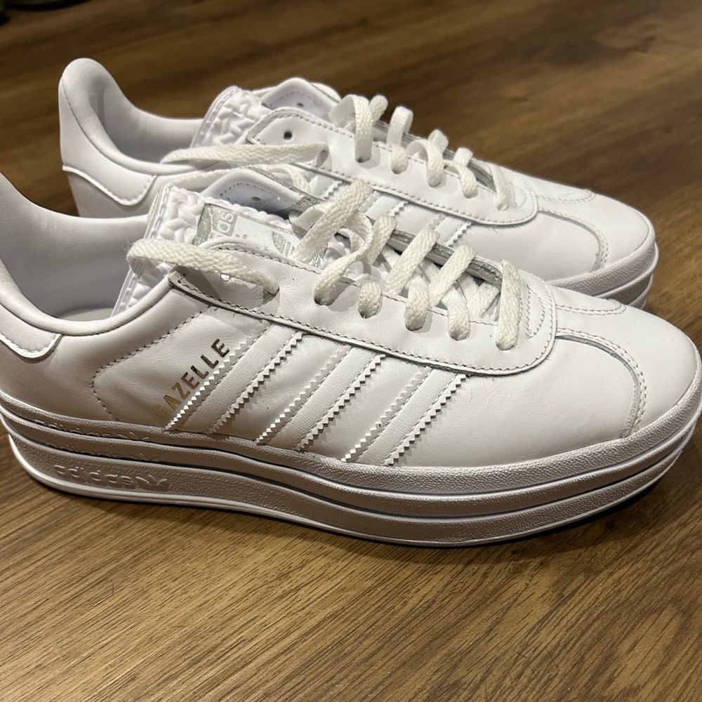 NEW Adidas Gazelle platform- women’s 6.5
